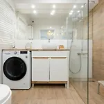 Tolles Familienapartment Mit 3 Schlafzimmern Einer Terrasse Und Garage By Jantar Apartman *
