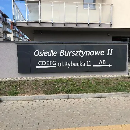 Daire Tolles Familienapartment Mit 3 Schlafzimmern Einer Terrasse Und Garage By Jantar