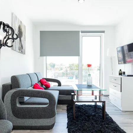 Tolles Familienapartment Mit 3 Schlafzimmern Einer Terrasse Und Garage By Jantar *